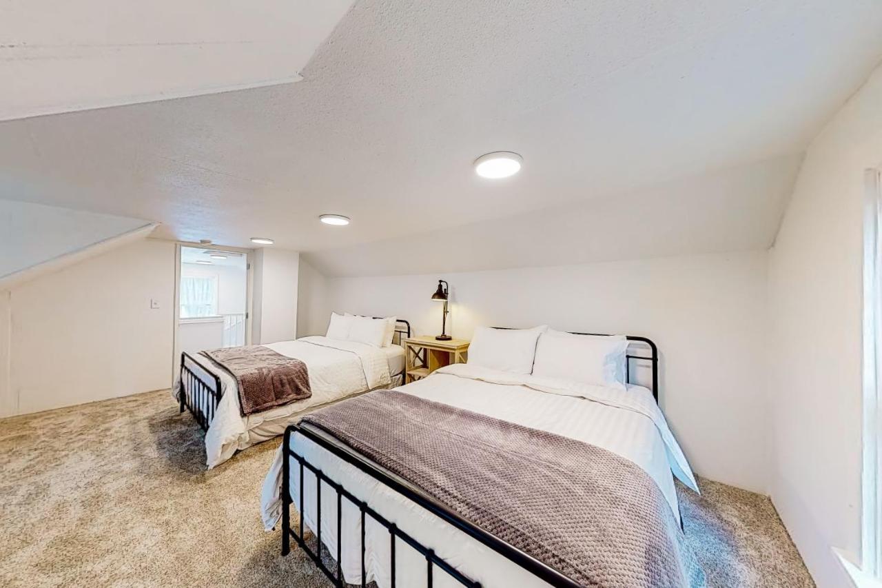 Lake City Charmer Coeur d'Alene Bagian luar foto