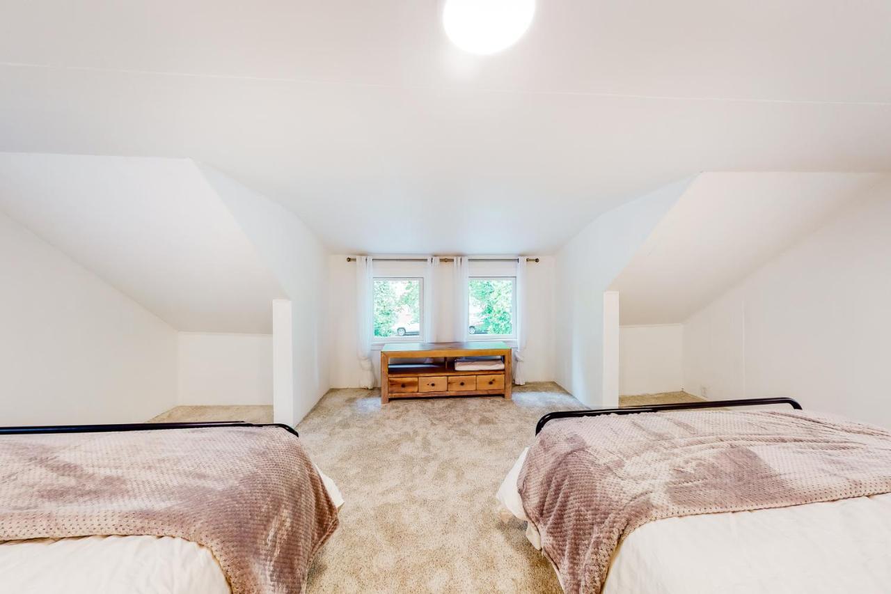 Lake City Charmer Coeur d'Alene Bagian luar foto